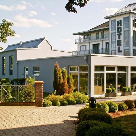 Hotel Till-Moyland Garni エクステリア 写真