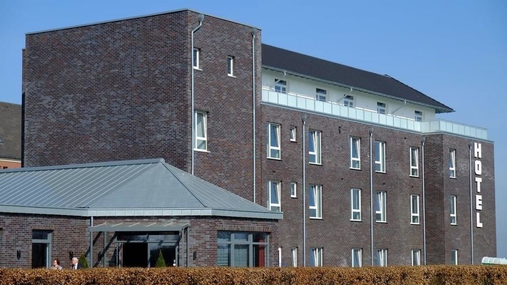 Hotel Till-Moyland Garni エクステリア 写真